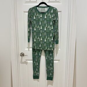 Little Sleepies Bamboo two piece Christmas Trees pajamas Sz 16